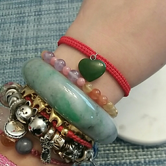 Canadian Nephrite Heart Jade Red Cord Bracelet - Picture 4 of 8